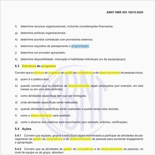Como deve ser executada a estrutura do programa de gestão da competência e de desenvolvimento de pessoas?