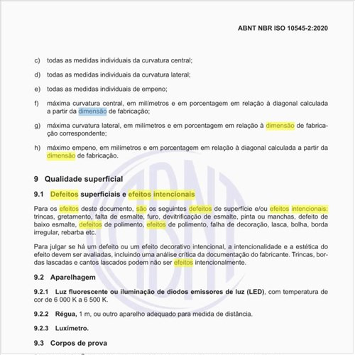 Quais são os defeitos superficiais e efeitos intencionais nos produtos?