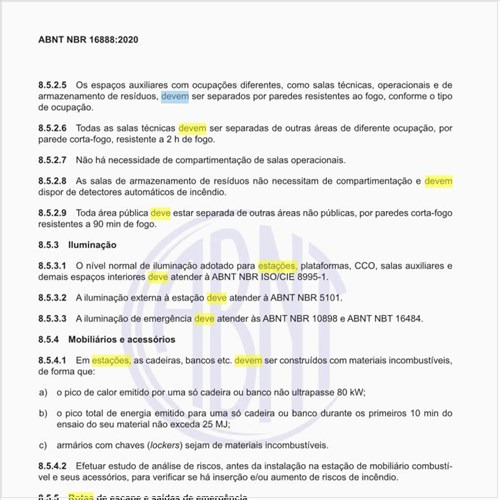 Em estações compartilhadas, como deve ser feito o projeto da rota de escape?