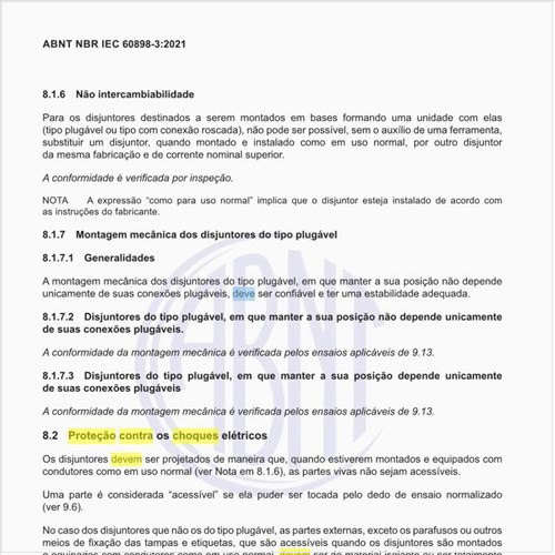 Como deve ser projetada a proteção contra os choques elétricos?