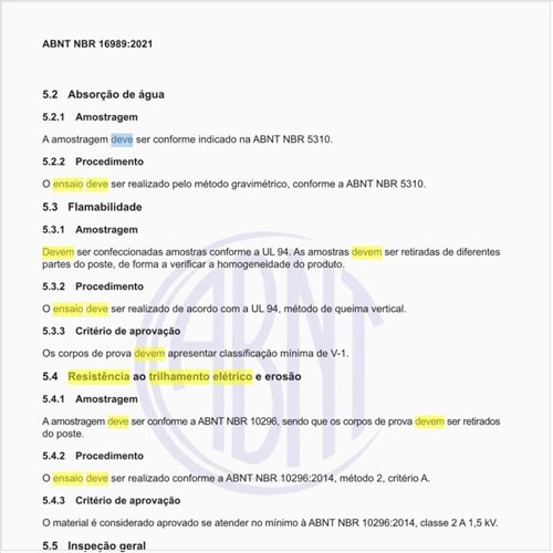 Como deve ser feito o ensaio de resistência ao trilhamento elétrico e erosão?