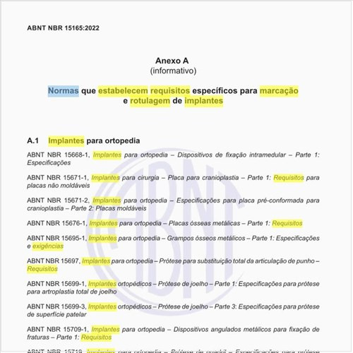 Quais são as normas que estabelecem requisitos específicos para marcação e rotulagem de implantes para a ortopedia?