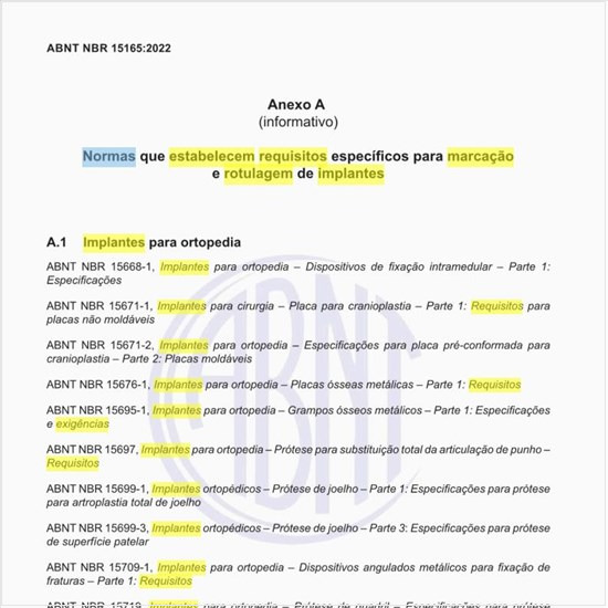 Quais são as normas que estabelecem requisitos específicos para marcação e rotulagem de implantes para a ortopedia?