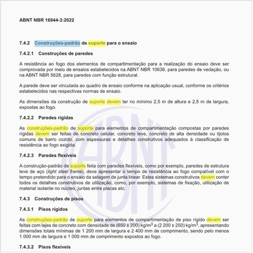 Como devem ser executadas as construções-padrão de suporte para o ensaio?