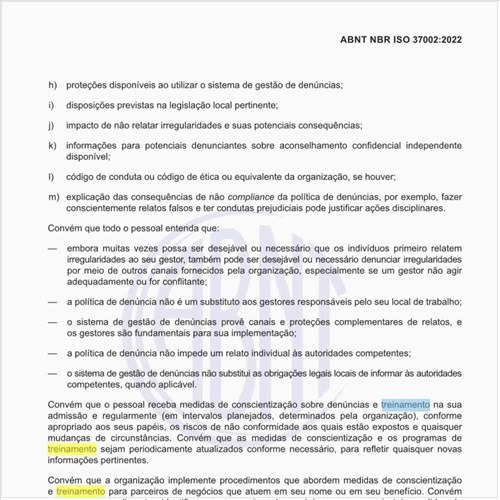 Como deve ser feito o treinamento para líderes e outras funções específicas?