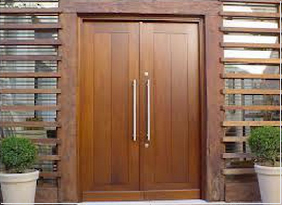 Fabricantes de portas de madeira buscam cumprir as normas técnicas