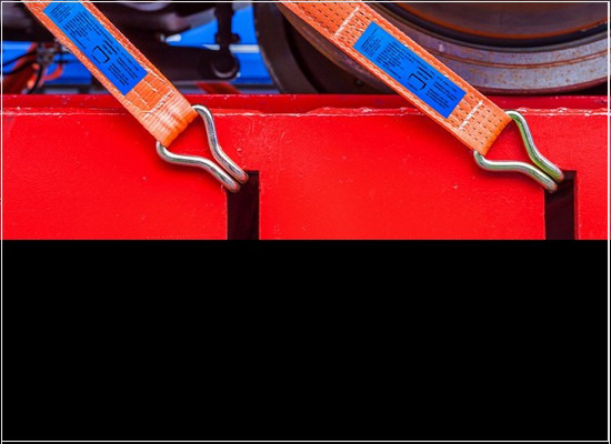 NBR 15883: a segurança de cintas têxteis para amarração de cargas