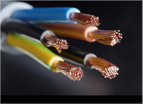 IEC 60287-2-1: o cálculo da resistência térmica em cabos elétricos