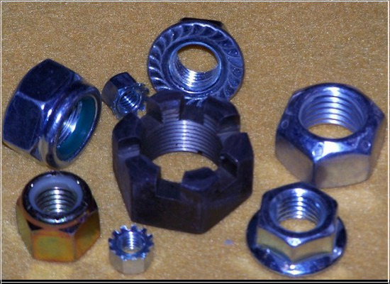 ASME B18.2.2: porcas para aplicações gerais