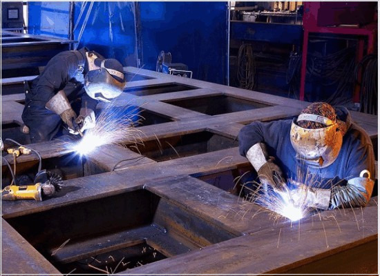 AWS D1.3/D1.3M: os requisitos para a soldagem de chapas de aço