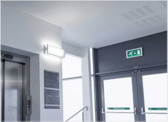 Os requisitos das luminárias para iluminação de emergência