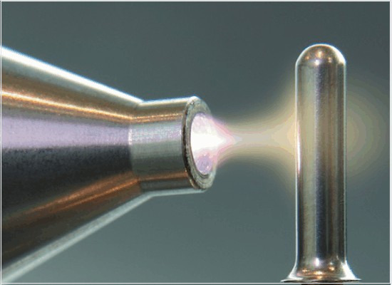 A limpeza de implantes ortopédicos