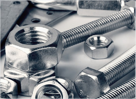 Os elementos de fixação de aço inoxidável e aço resistente à corrosão