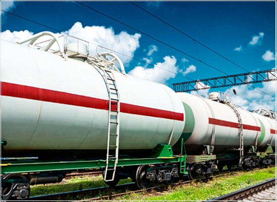 Os requisitos mínimos para o transporte de produtos perigosos por ferrovias