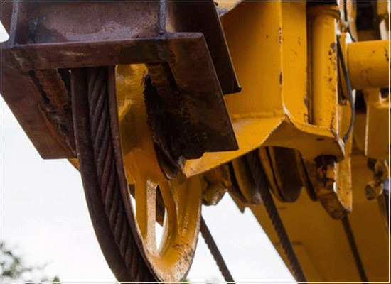 A inspeção e a manutenção dos cabos de aço em dispositivos de içamento