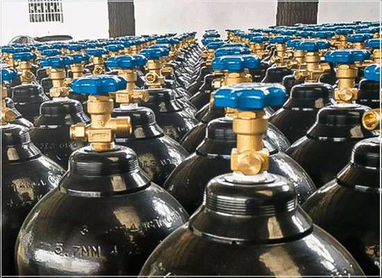 CGA P-15: o enchimento de cilindros de gás comprimido não inflamável