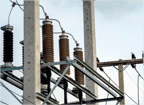 Os parâmetros normativos dos isoladores compostos tipo pilar para tensões acima de 1.000 V