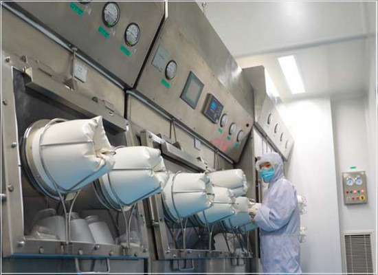 Os sistemas isoladores para o processamento asséptico de produtos para a saúde