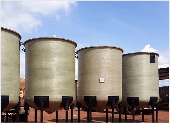 A conformidade da fabricação das câmaras de contenção em fibra de vidro