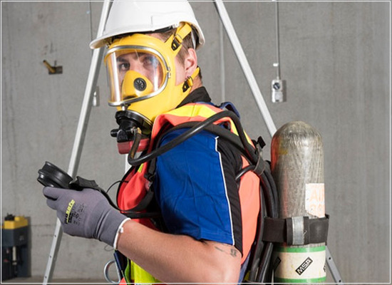 A conformidade dos respiradores de linha de ar comprimido com capuz