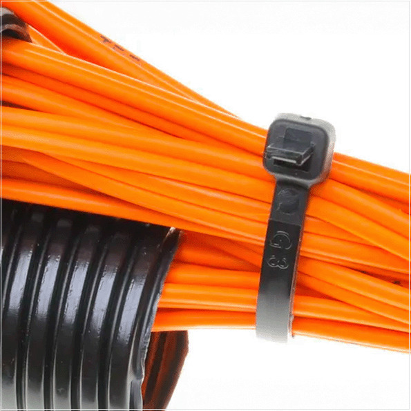 A conformidade das abraçadeiras para cabos em instalações elétricas