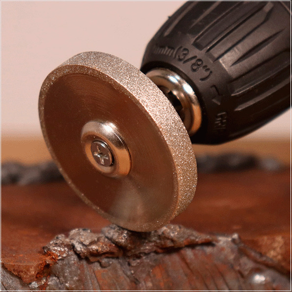 A conformidade das ferramentas rotativas de retífica com diamante ou nitreto cúbico de boro