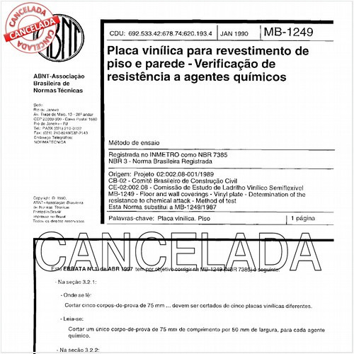 Placa vinílica para revestimento de piso e parede - Verificação de resistência a agentes químicos