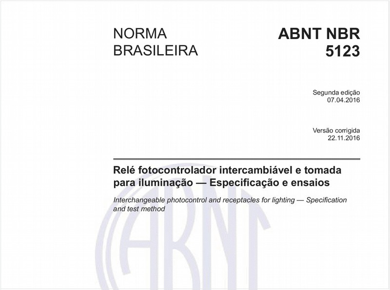Relé fotocontrolador intercambiável e tomada para iluminação — Especificação e ensaios