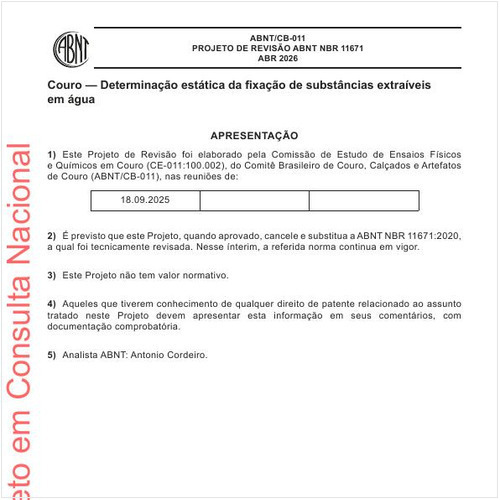 Couro — Determinação estática da fixação de substâncias extraíveis em água